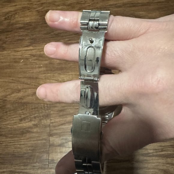 Pissot TR100 Automatic Mens Watch T0494071103100 - Picture 4 of 8